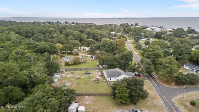 680 Broad Creek Loop Road, Newport, NC 28570