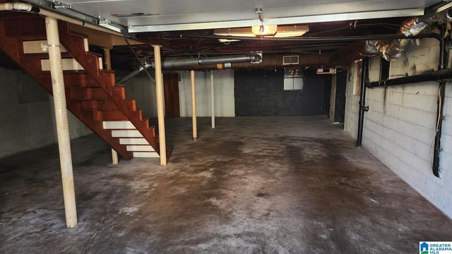 112 CEDAR LANE, Hueytown, AL 35023