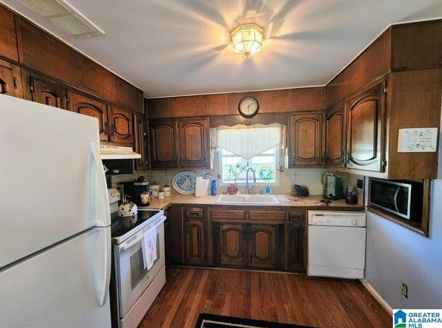 112 CEDAR LANE, Hueytown, AL 35023