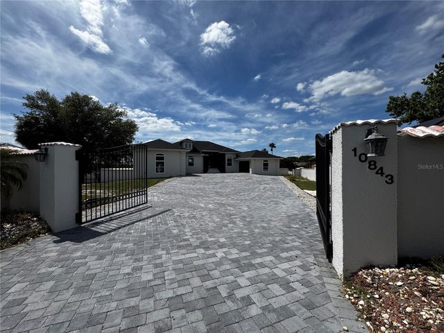 10843 LAKESHORE DRIVE, Clermont, FL 34711