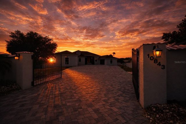 10843 LAKESHORE DRIVE, Clermont, FL 34711