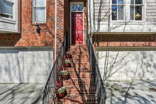 1454 Wembley Ct NE, Atlanta, GA 30329