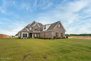 1748 Baisley Drive, Nesbit, MS 38651