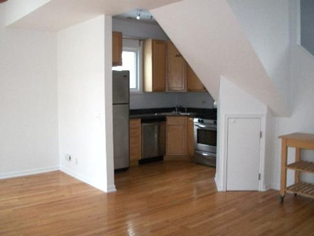 431 S HARVEY Street E, Oak Park, IL 60302