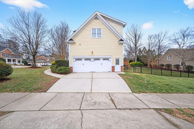 2013 Stoneyridge Drive, Raleigh, NC 27614