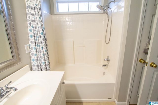 170 HICKORY POINT DRIVE, Helena, AL 35080