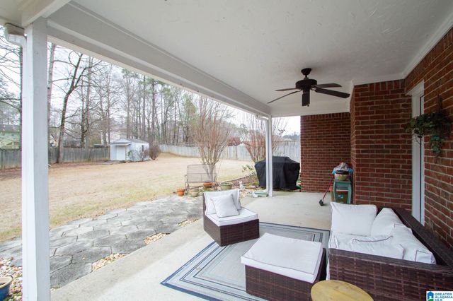 170 HICKORY POINT DRIVE, Helena, AL 35080