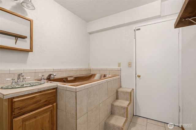 1502 Homann Drive SE, Lacey, WA 98503