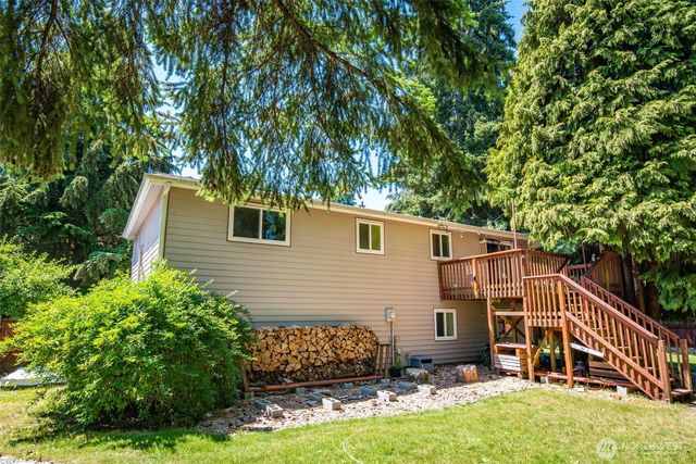 1502 Homann Drive SE, Lacey, WA 98503
