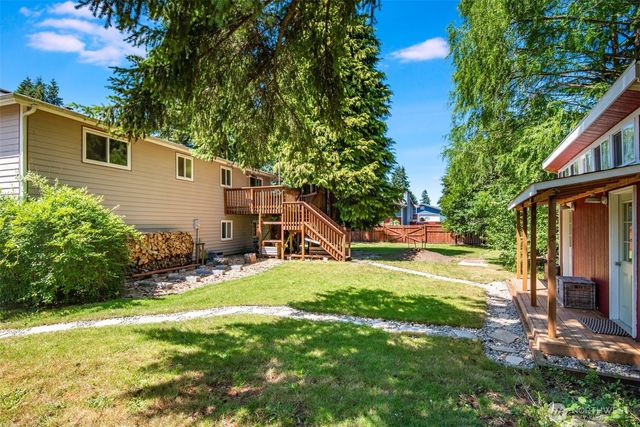 1502 Homann Drive SE, Lacey, WA 98503