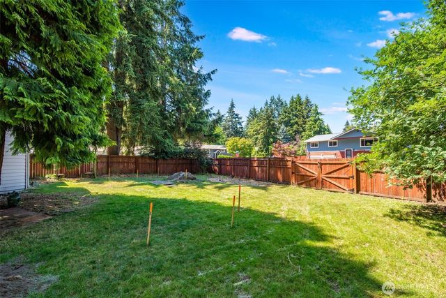 1502 Homann Drive SE, Lacey, WA 98503
