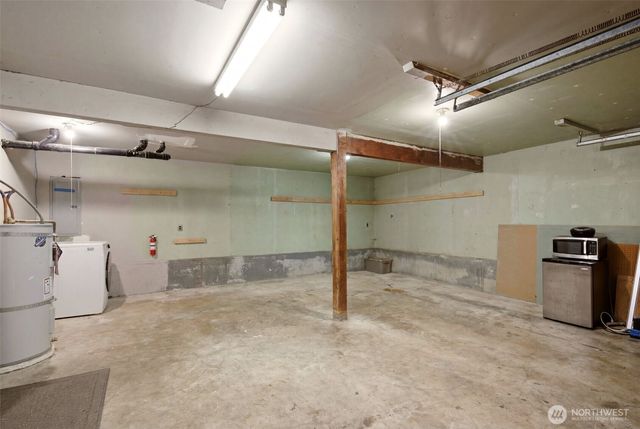 1502 Homann Drive SE, Lacey, WA 98503