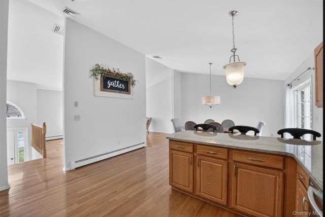 123 Foxwood Drive S, Newburgh, NY 12550