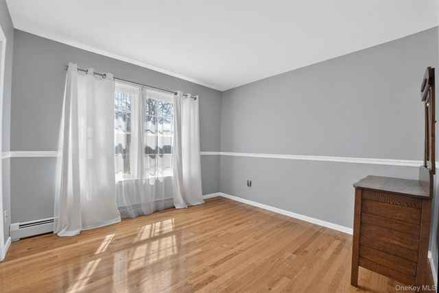 123 Foxwood Drive S, Newburgh, NY 12550