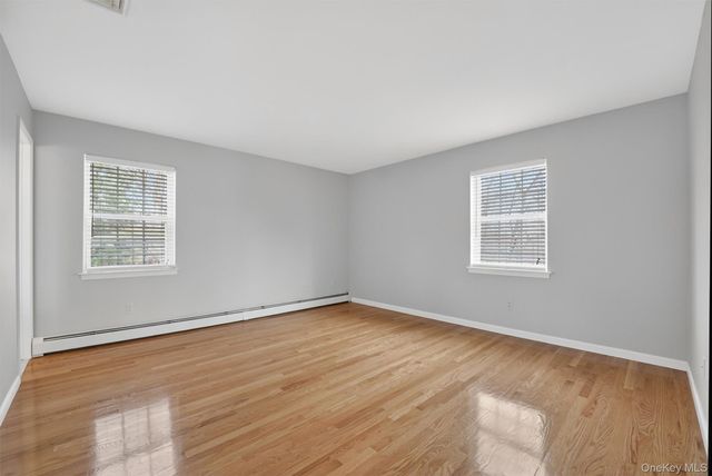 123 Foxwood Drive S, Newburgh, NY 12550