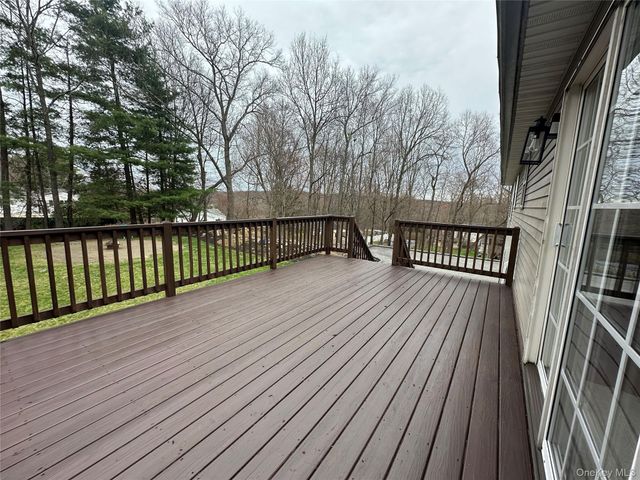 123 Foxwood Drive S, Newburgh, NY 12550
