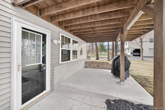 123 Foxwood Drive S, Newburgh, NY 12550