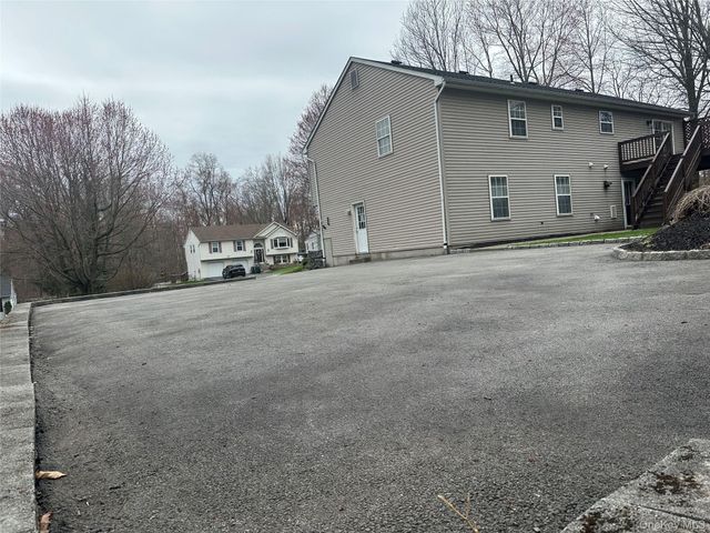 123 Foxwood Drive S, Newburgh, NY 12550