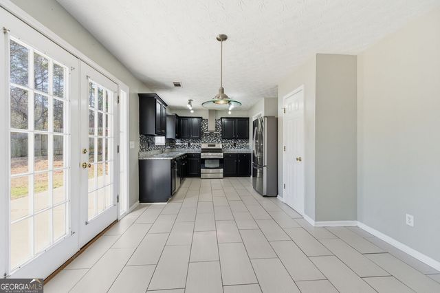 1241 Pine Acre Drive, Sugar Hill, GA 30518