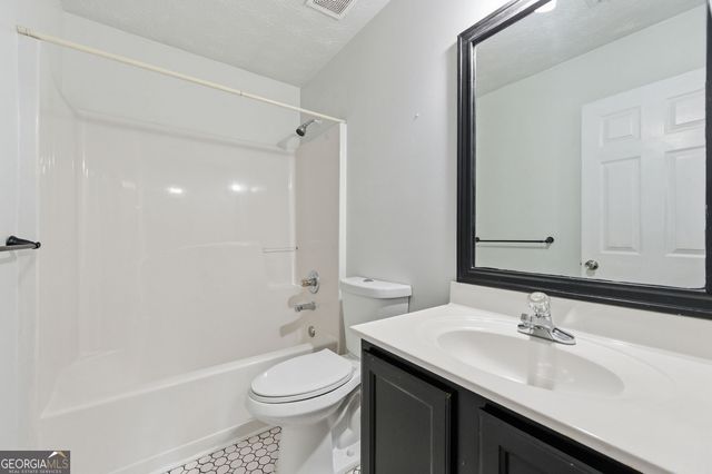 1241 Pine Acre Drive, Sugar Hill, GA 30518