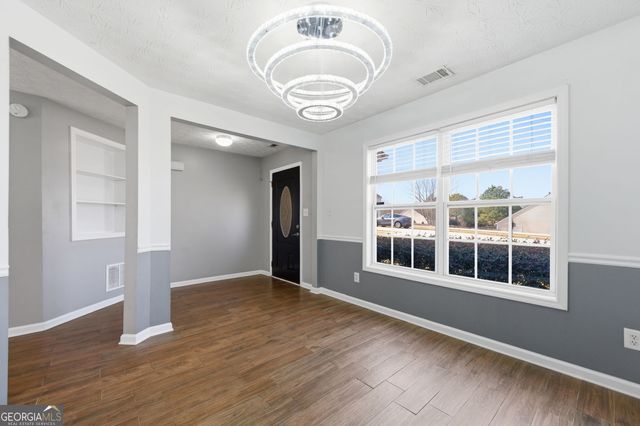 1241 Pine Acre Drive, Sugar Hill, GA 30518