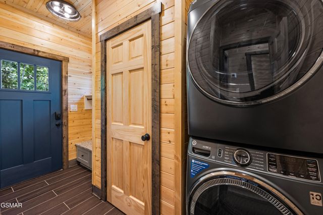 1874 Natures Lane, Sevierville, TN 37862