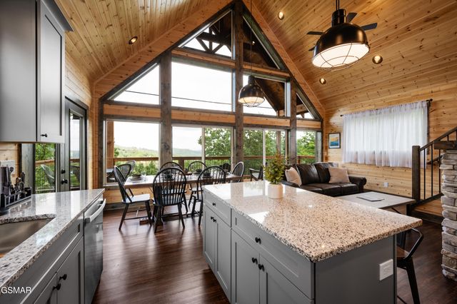 1874 Natures Lane, Sevierville, TN 37862