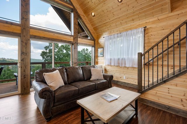 1874 Natures Lane, Sevierville, TN 37862