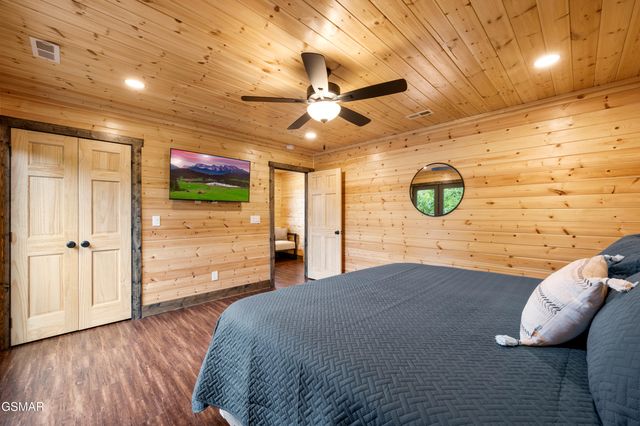 1874 Natures Lane, Sevierville, TN 37862