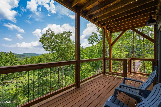 1874 Natures Lane, Sevierville, TN 37862
