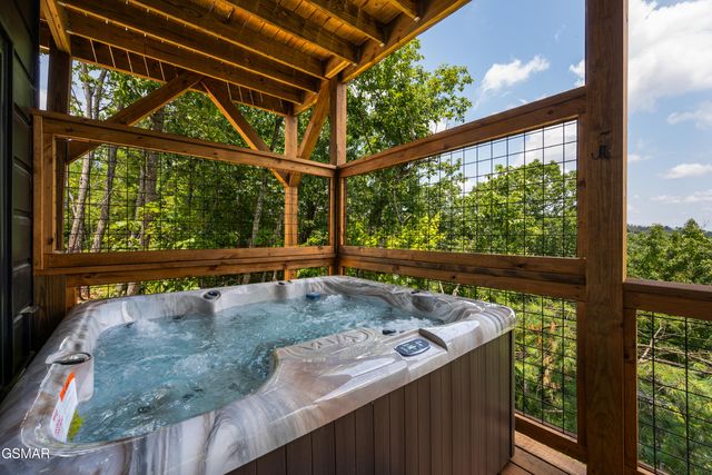 1874 Natures Lane, Sevierville, TN 37862