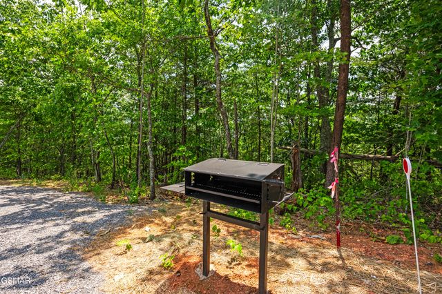 1874 Natures Lane, Sevierville, TN 37862