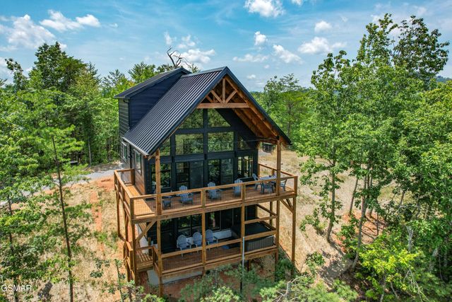 1874 Natures Lane, Sevierville, TN 37862