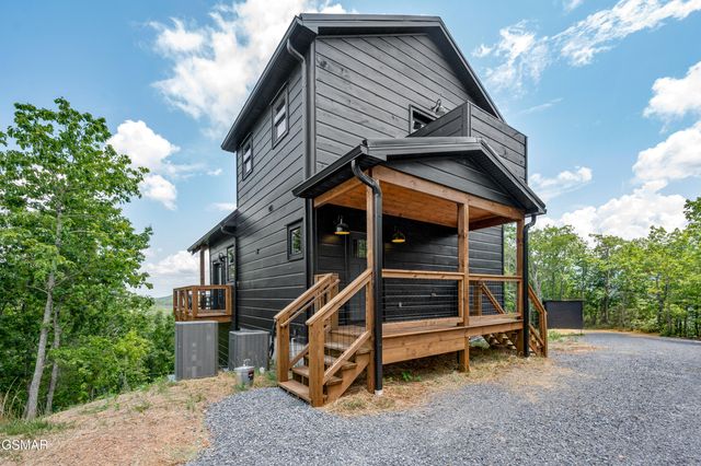 1874 Natures Lane, Sevierville, TN 37862