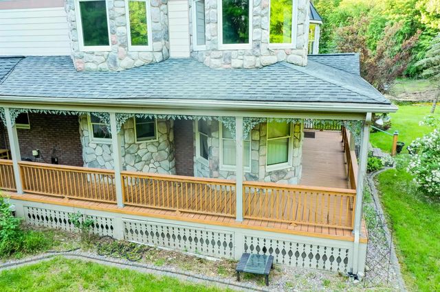 61801 Cetnor Court, Washington, MI 48094