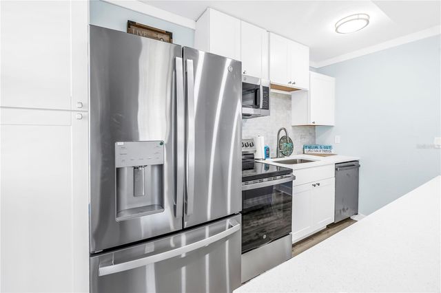 6892 GULF WINDS DRIVE 2, St Pete Beach, FL 33706