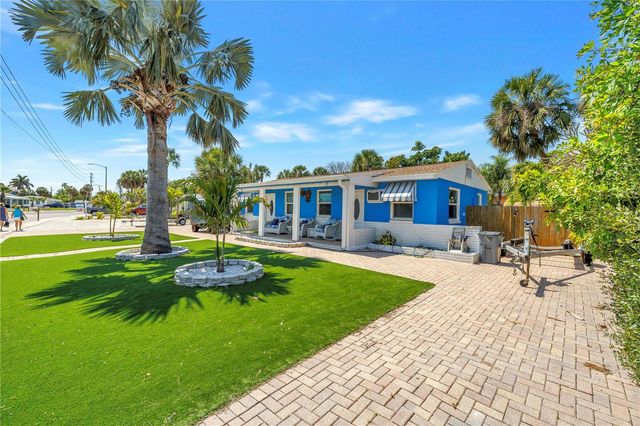 6892 GULF WINDS DRIVE 2, St Pete Beach, FL 33706