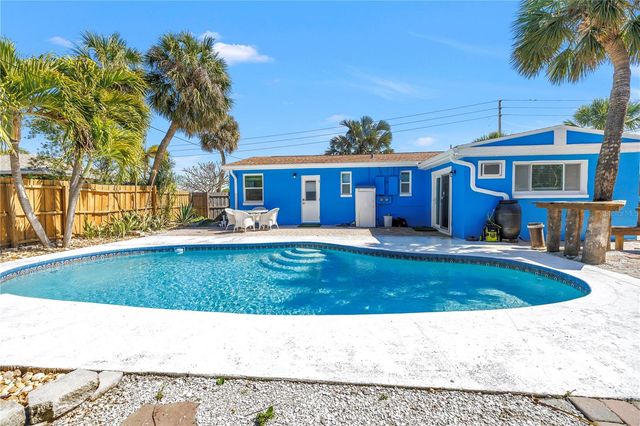 6892 GULF WINDS DRIVE 2, St Pete Beach, FL 33706