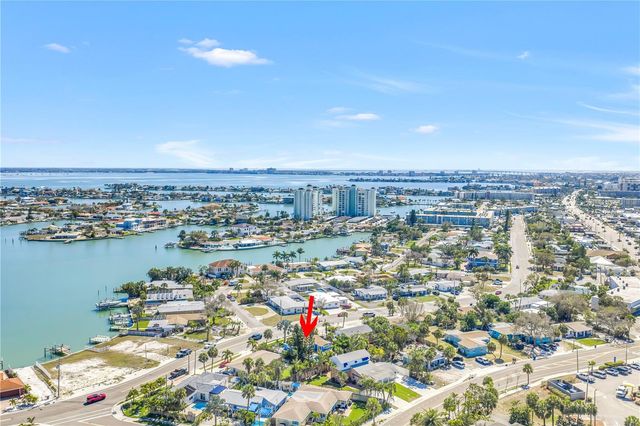 6892 GULF WINDS DRIVE 2, St Pete Beach, FL 33706