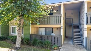 3535 Banbury 14, Riverside, CA 92505