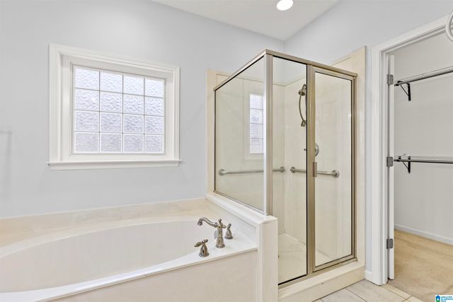 2359 ABBEYGLEN CIRCLE, Hoover, AL 35226