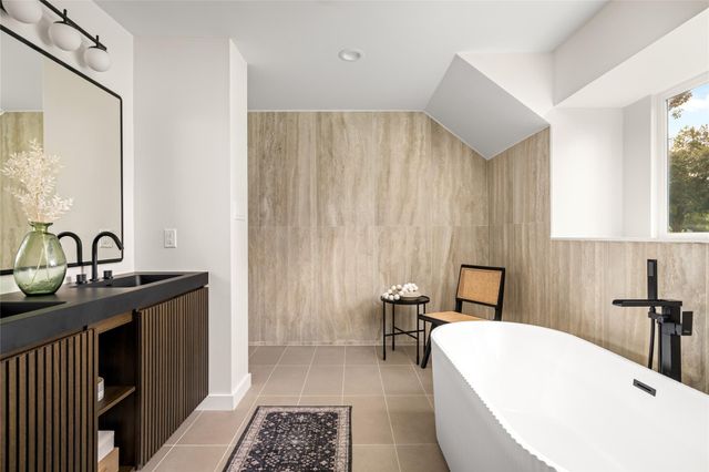 1004 Martin Street, Houston, TX 77018