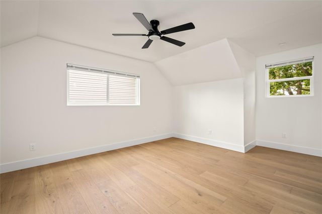 1004 Martin Street, Houston, TX 77018