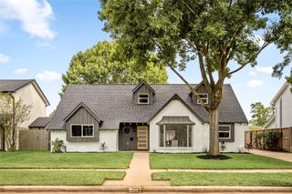 1004 Martin Street, Houston, TX 77018