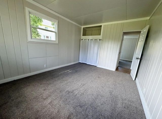 919 W 4TH AVENUE, Oshkosh, WI 54902