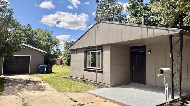 919 W 4TH AVENUE, Oshkosh, WI 54902