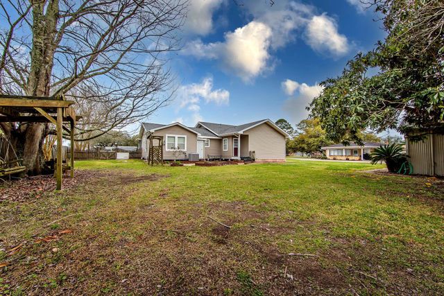 2886 Highway 1, Labadieville, LA 70372
