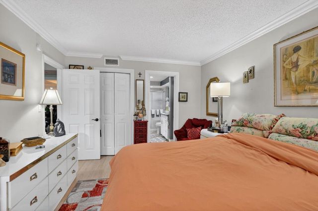 450 NW 20th Street 1140, Boca Raton, FL 33431