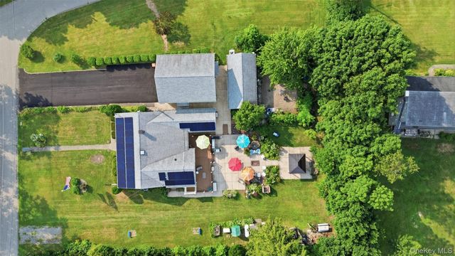 1 Hiko Place, Fishkill, NY 12524