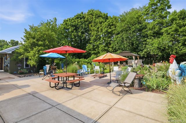 1 Hiko Place, Fishkill, NY 12524